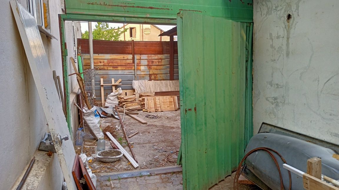 Ворота с рамой из толстого Металла