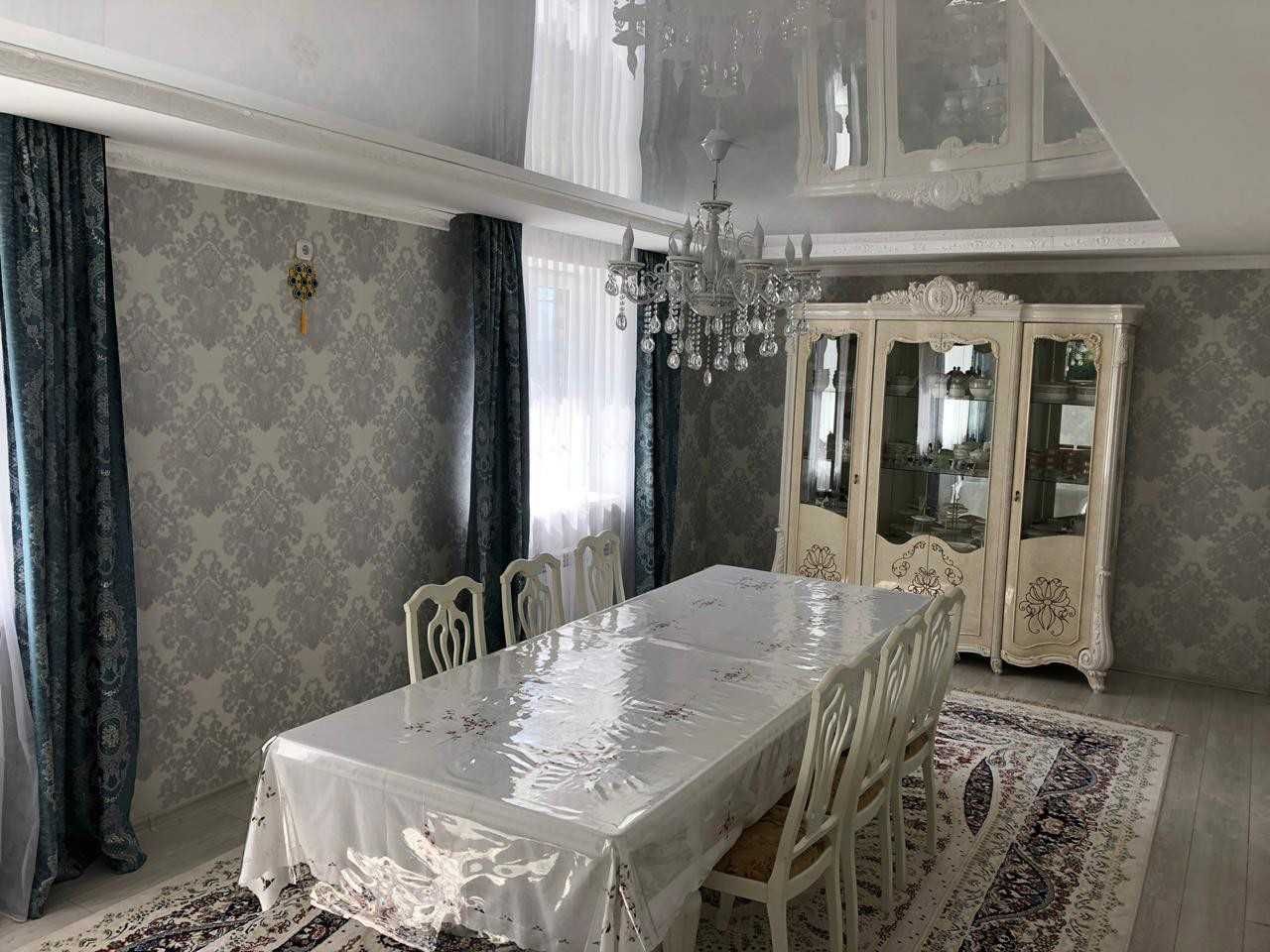 В мкр.Арман,Зачаганск продается 2х.эт.коттедж