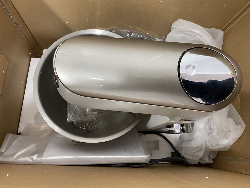 Продам комбайн «Kenwood 6510”. Новый. В упаковке.