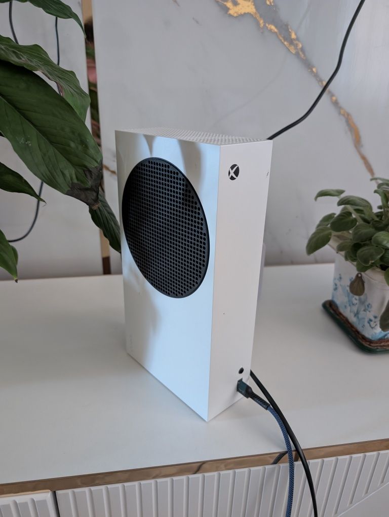 Xbox series s Срочно