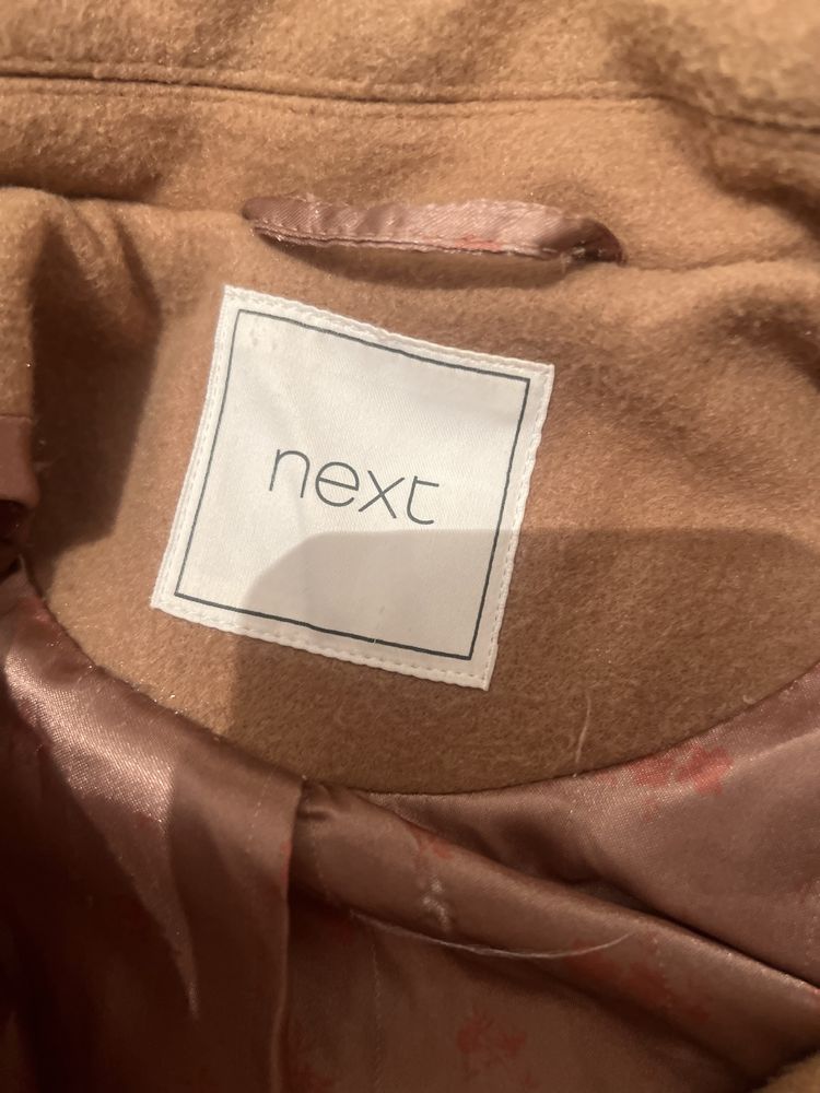 Продам пальто NEXT на 4-5 лет