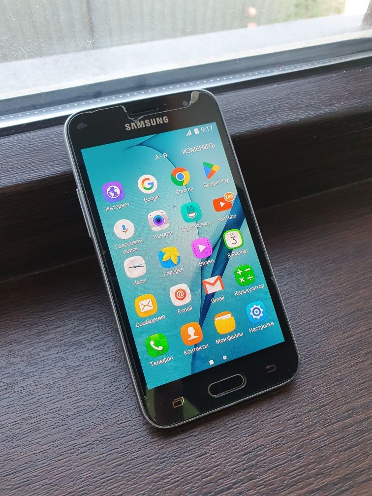 Samsung Galaxy j1