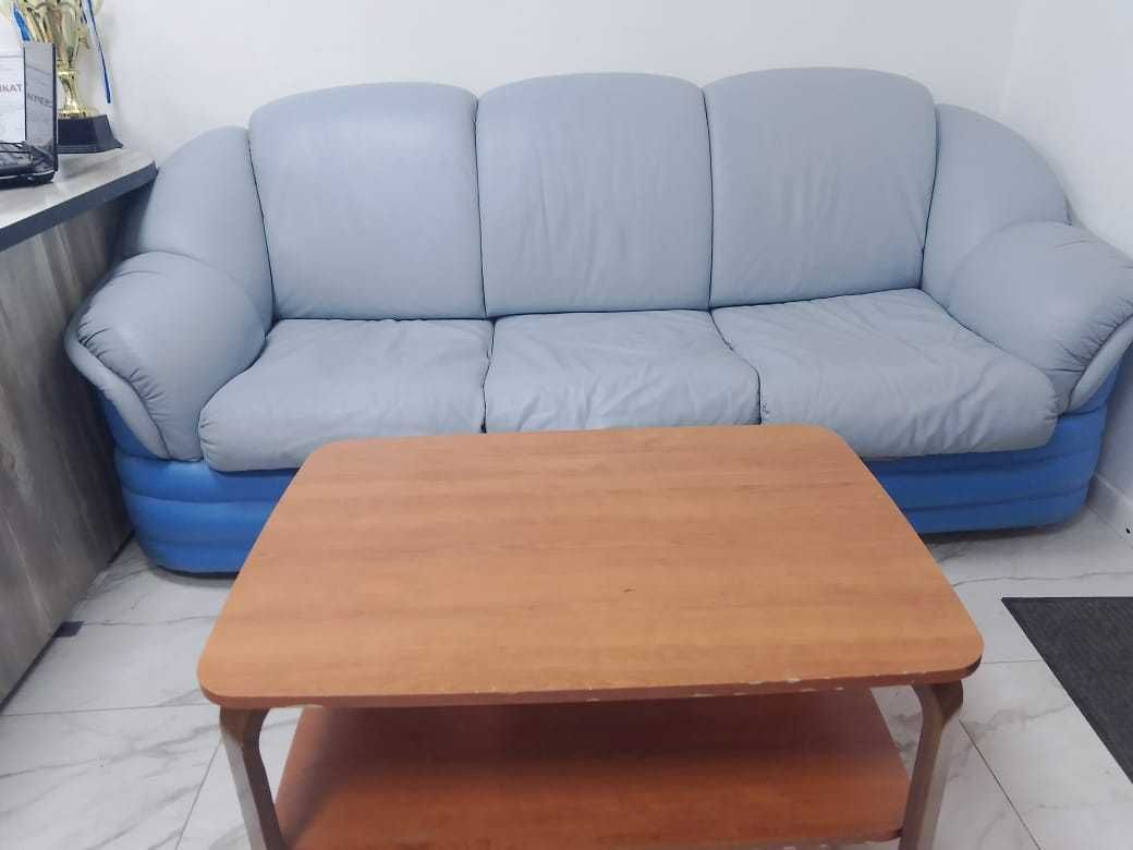 продам диван кожаный раскладной