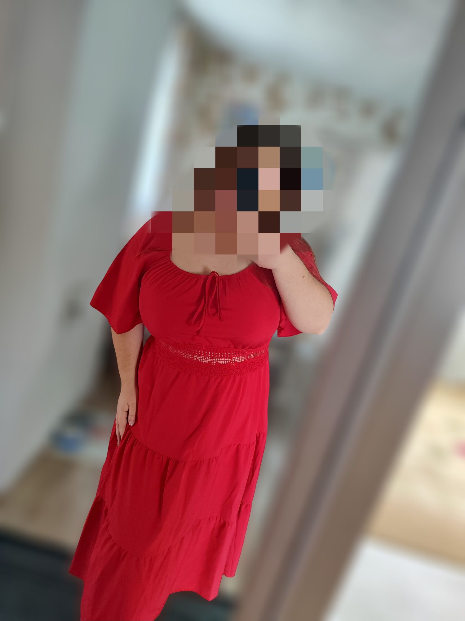 Продам 2 платья, новые