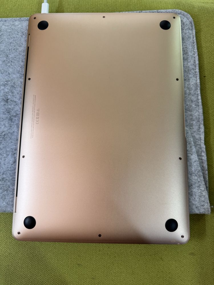Macbook air 2020