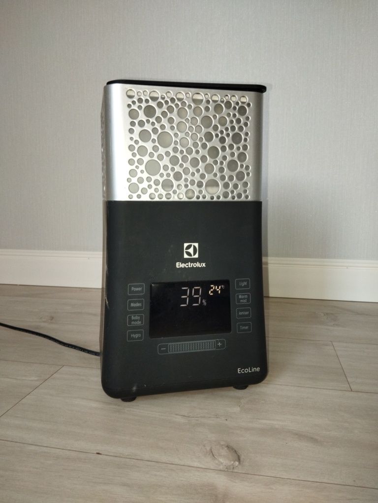 Освежитель воздуха Electrolux, EHU-3710D/3715D Ecoline