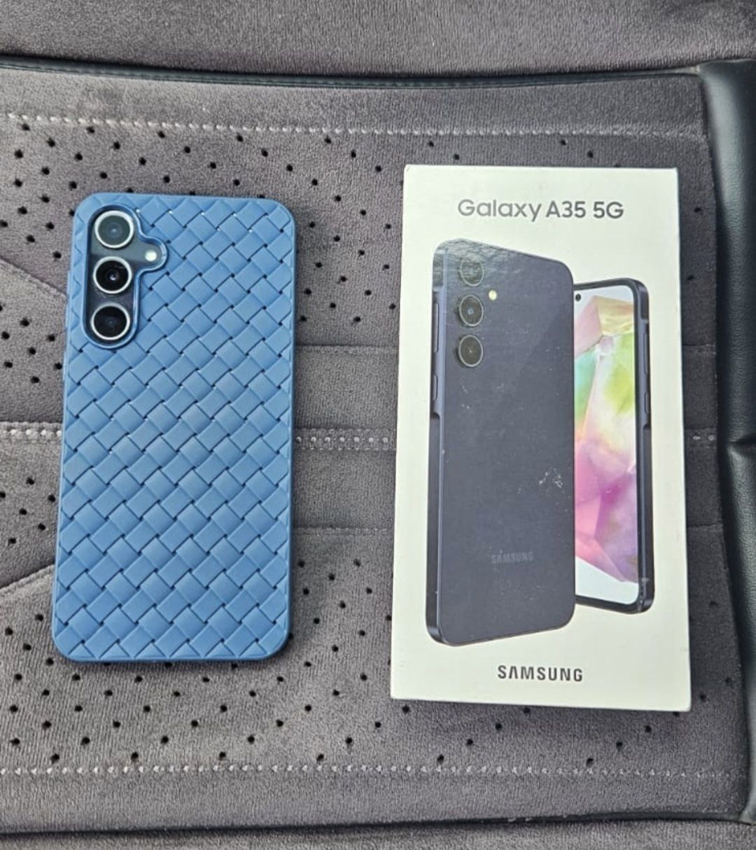 Продам Самсунг А35