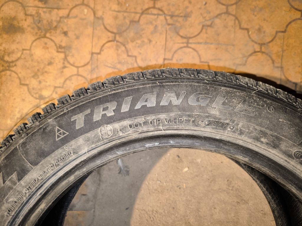 Резина, шины 225/55/18 triangle IcelynX TI501