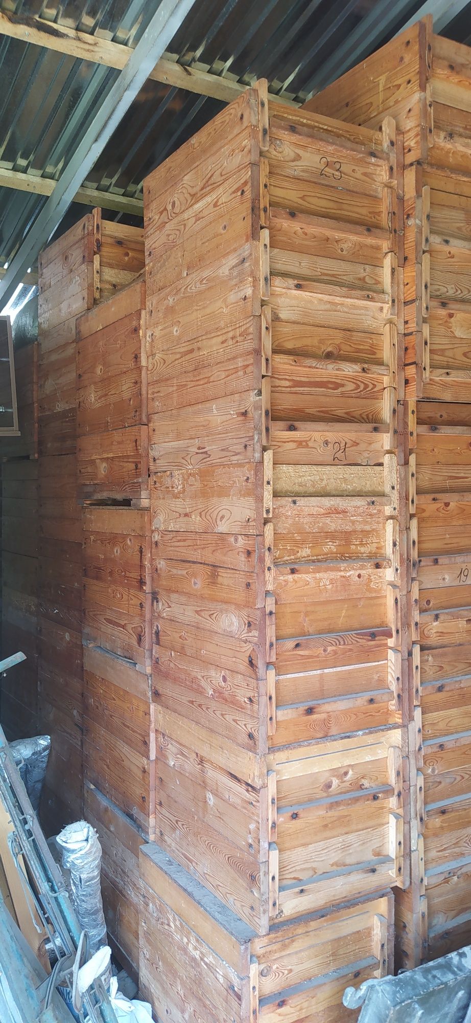 Продам улья"для пчел,рогатые"трёх кор-е б/у (чистые)