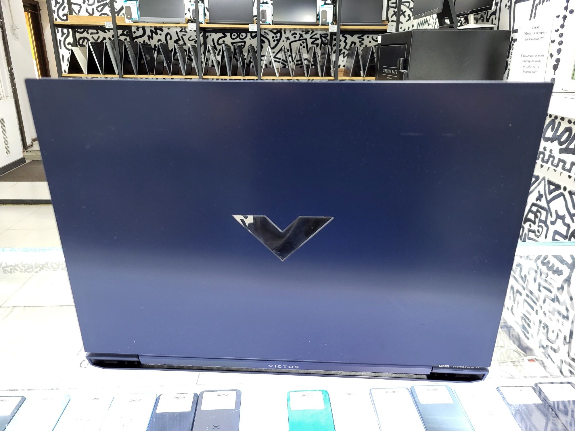 Hp Victus Ryzen 7 6800H Озу 16гб ssd1000gb Rtx3050 рассрочка