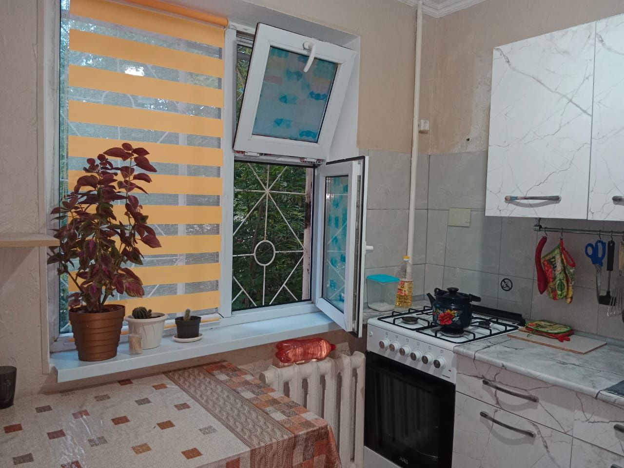 2ком 2мкр 1эт УГОЛ