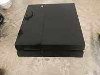 Playstation 4 с геймпадом