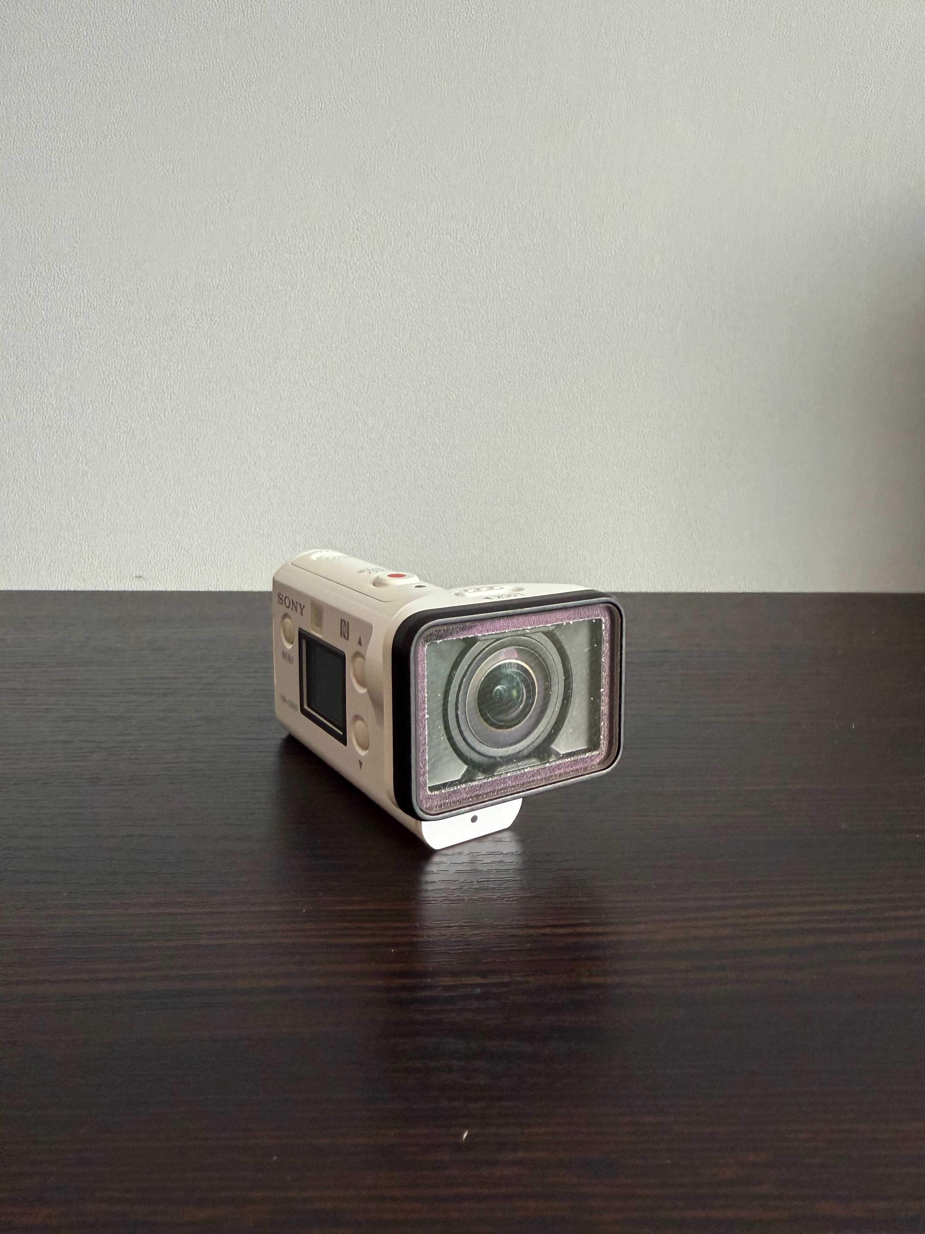 Видеокамера Sony Action Cam FDR-X3000 4K с Wi-Fi и GPS