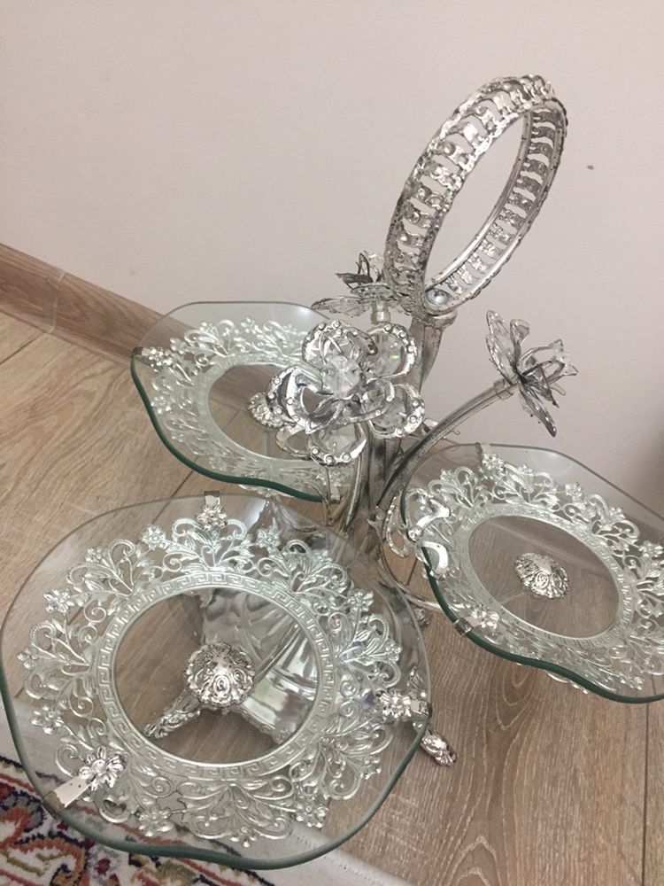 Продам менажницу