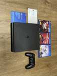 Продам PS4 Slim 1TB и три игры
