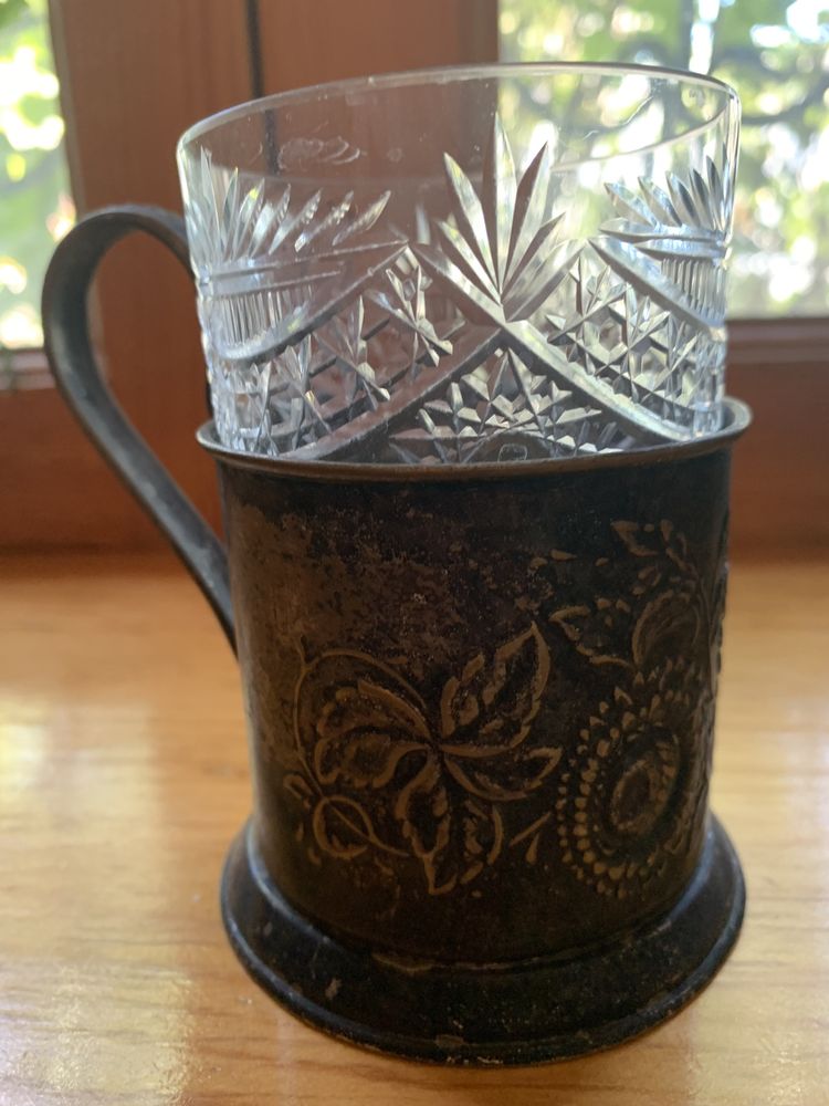хрустальные вазы, подстаканники, стаканы