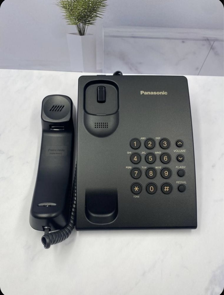 Проводной телефон Panasonic KX-TS500 черный