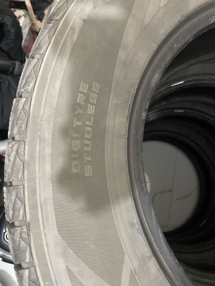 Зимние шины Dunlop японска производства