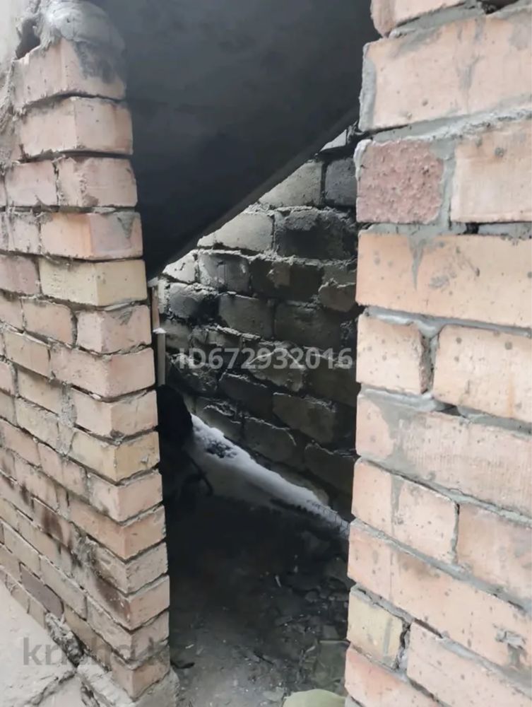 Продам недостроенный дом с времянкой