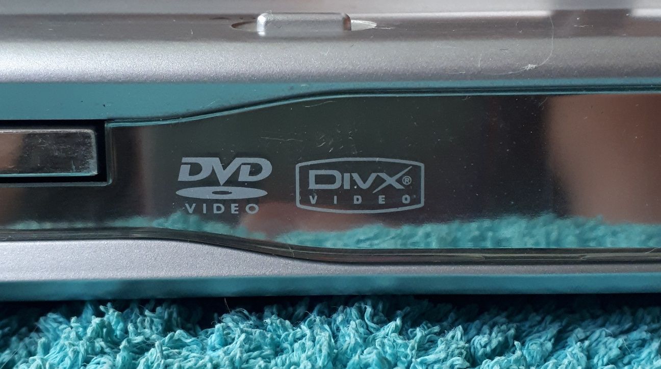 Продам DVD плеер марки LG