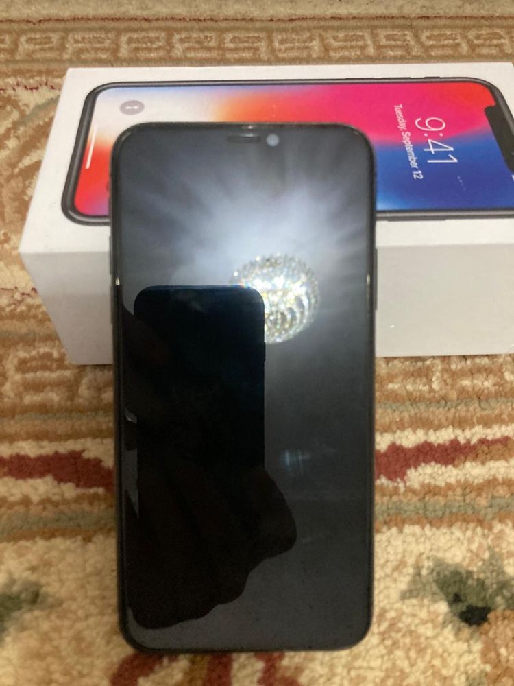 iPhone X 256gb в хорошем  состоянии