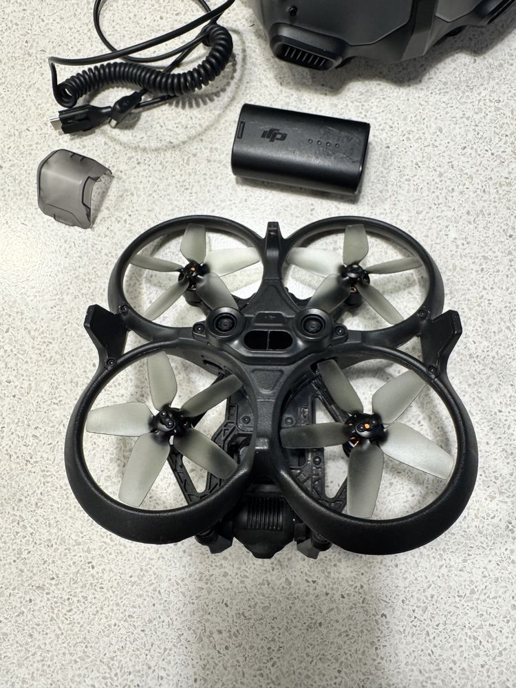 DJI Avata — полный FPV комплект в отличном состоянии