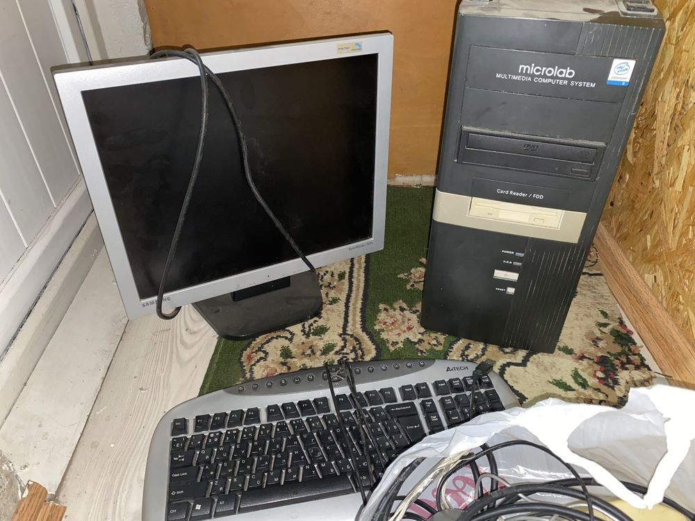 Копютер Microlab