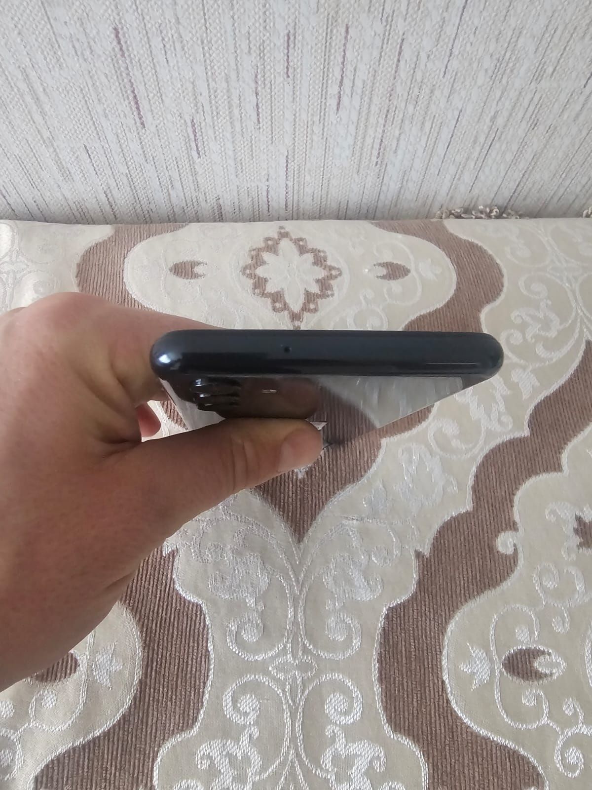 Продам телефон смартфон Samsung самсунг а04
