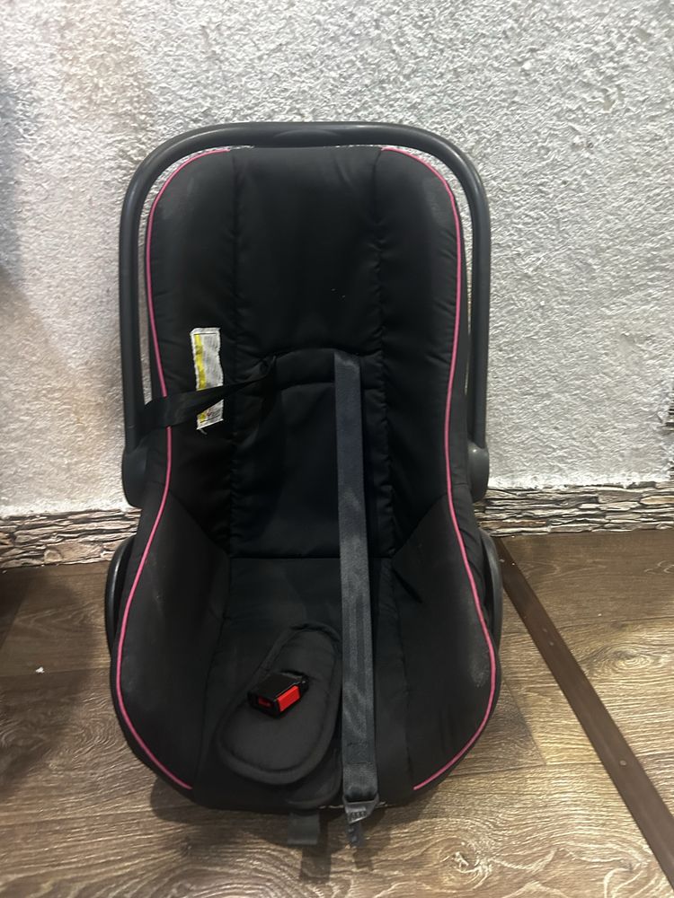 Продам коляску 3 в 1