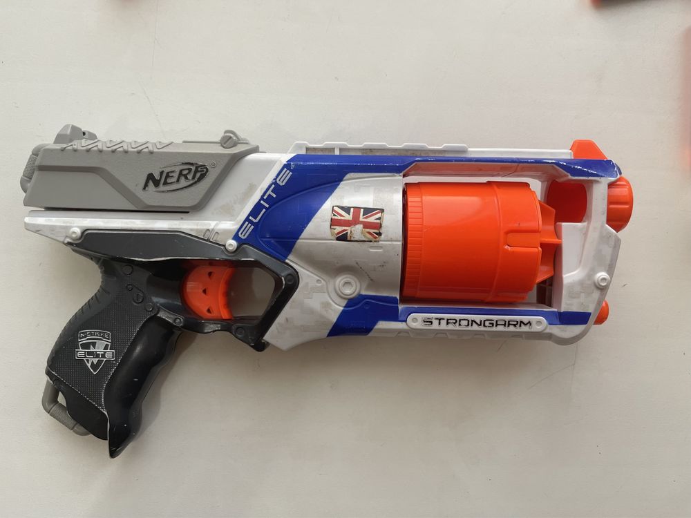 Nerf бластеры оригинал