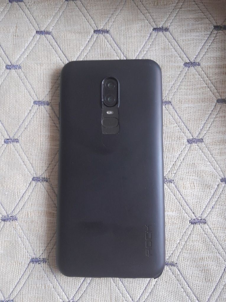 Продам One Plus 6