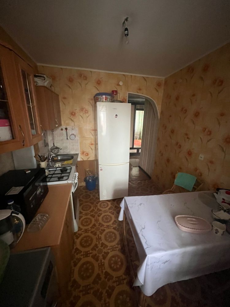 Продается двух комнатная квартира общ площадью 47 квадратной метров