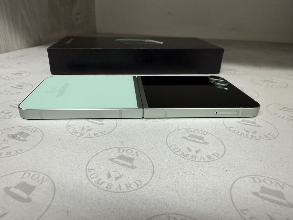 Samsung Z Flip 6 12/256 Рассрочка 0-0-12