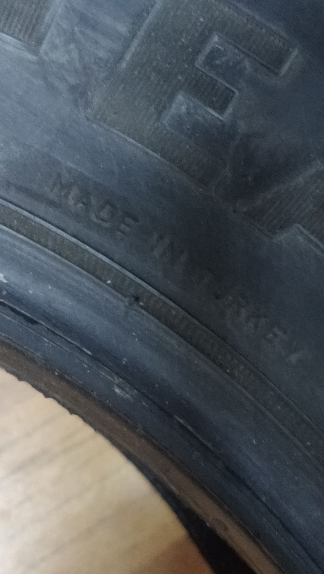 Продам летние шины GOODYEAR 195/65 15R. Б/у. 1сезон журилген. 55мын