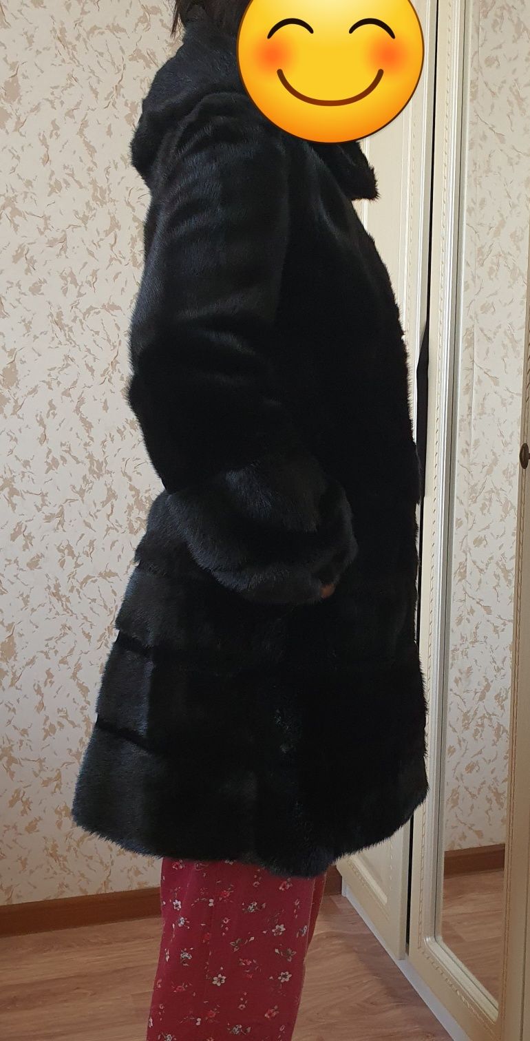 Продам ноковую шубу