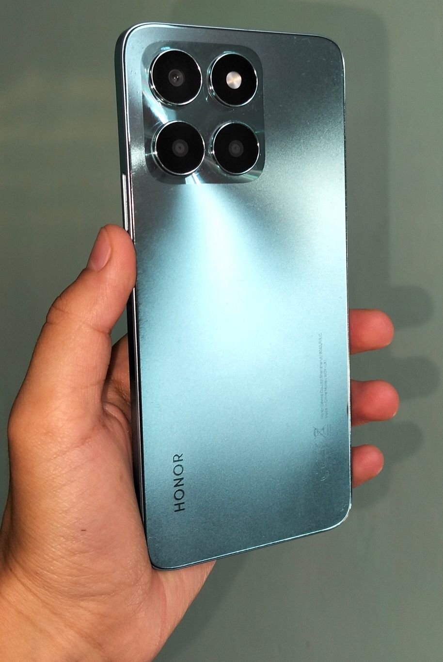 HONOR X6A,коробка, зарядка всё имеется