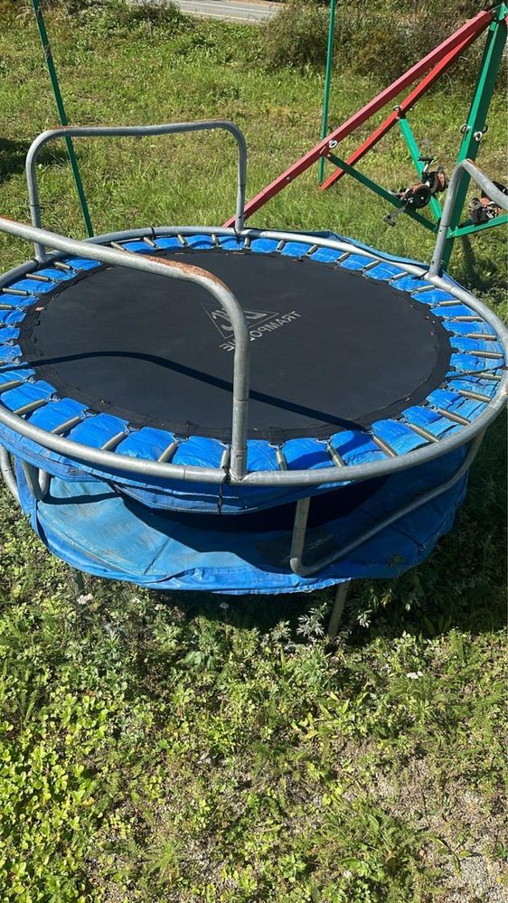 Продам Рагадку и батуты