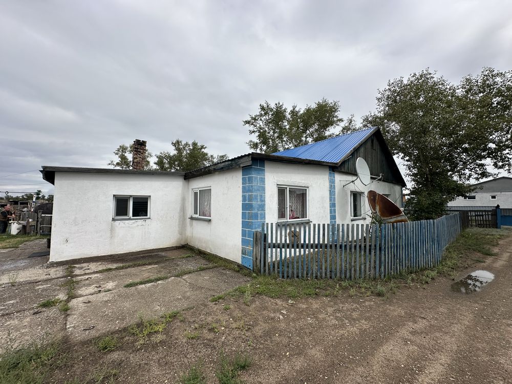 Продаю два дома
