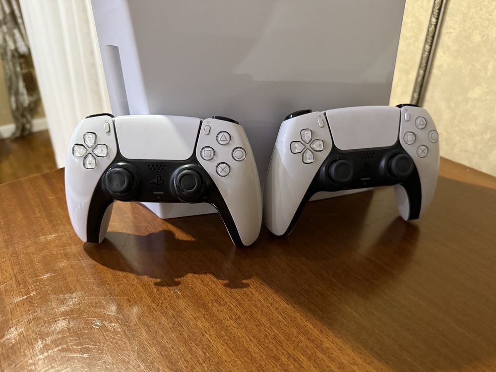 Продам PlayStation5