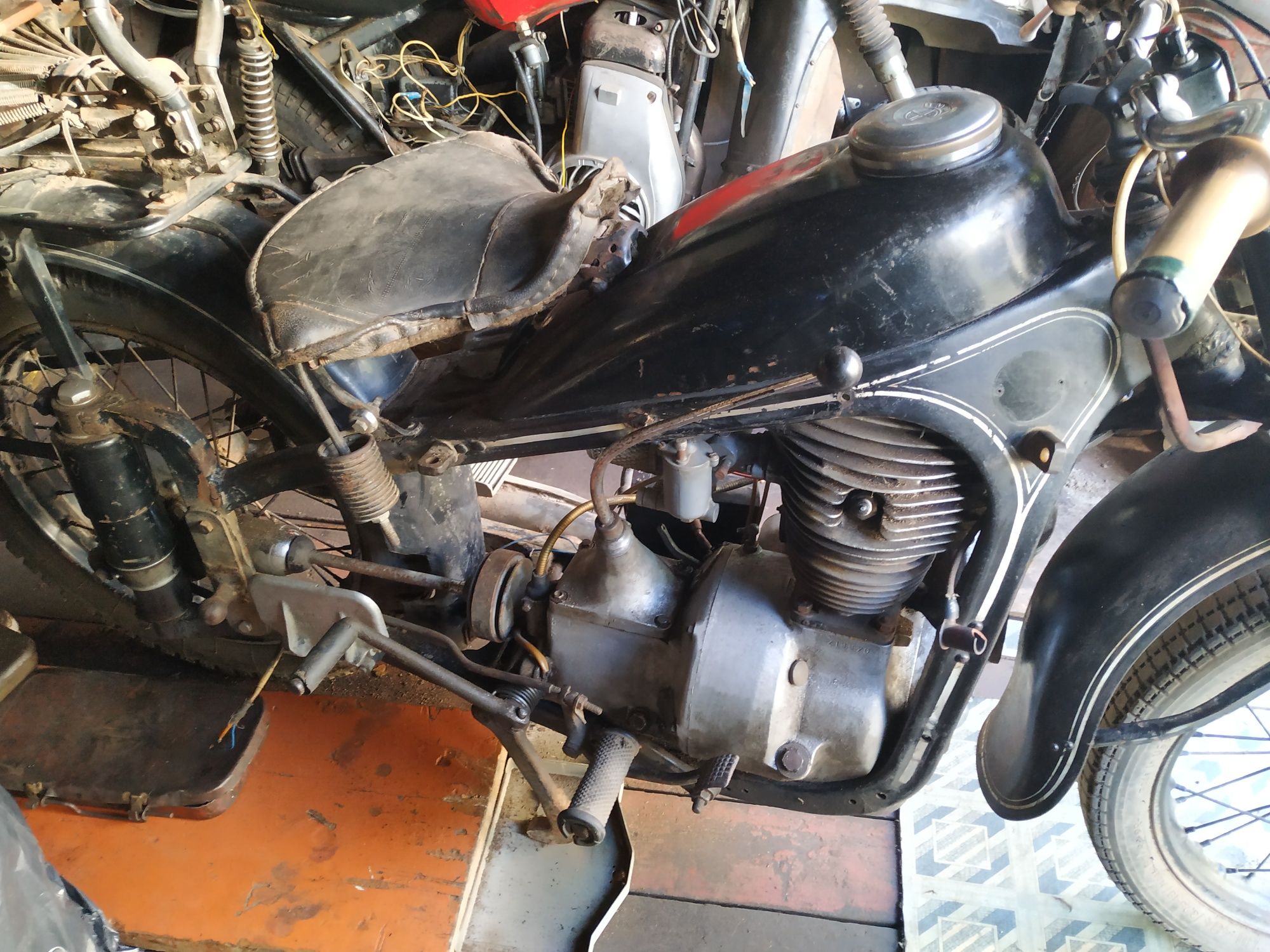 Мотоцикл BMW EMW R-35