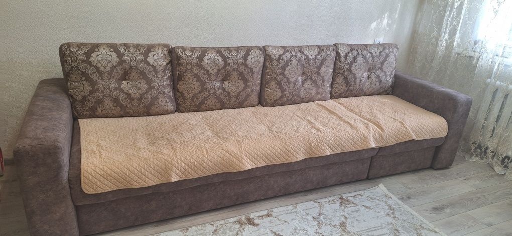 Продам диван с атаманкой