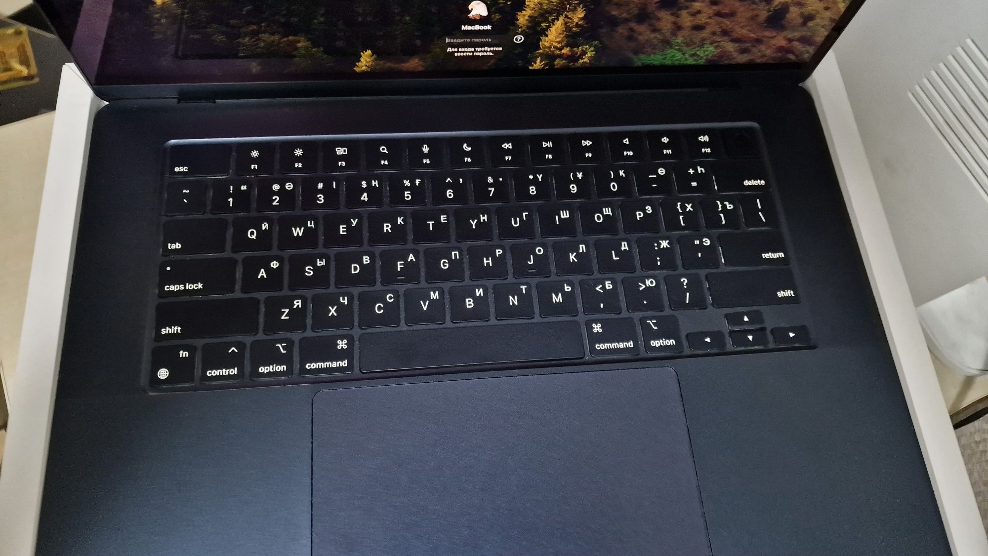 Apple макбук (512гб) в отличном состоянии MacBook 15 m3 air черный
