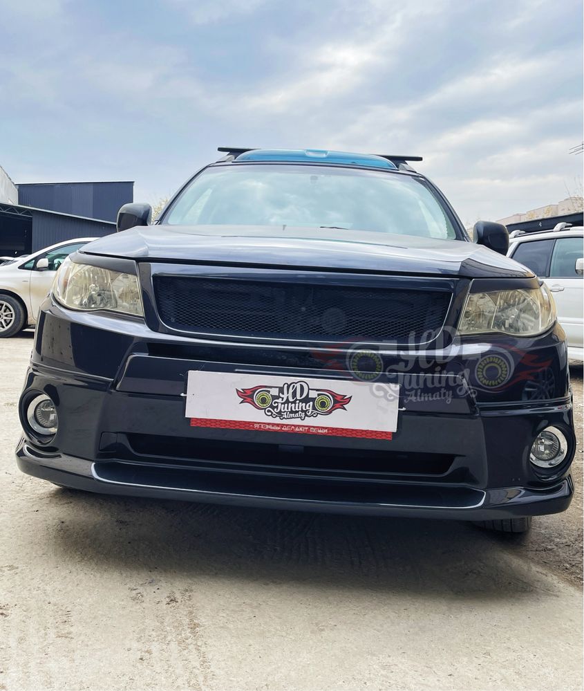 Решетка радиатора STI V1 Subaru Forester SH