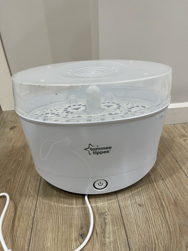 подогреватель, стерилизатор Tommee tippee, вмещает бутылочек 6 шт,