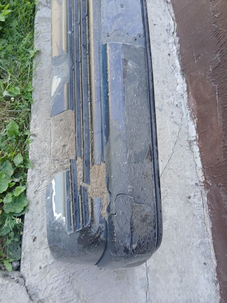 Продам диски  15 и бампер 124