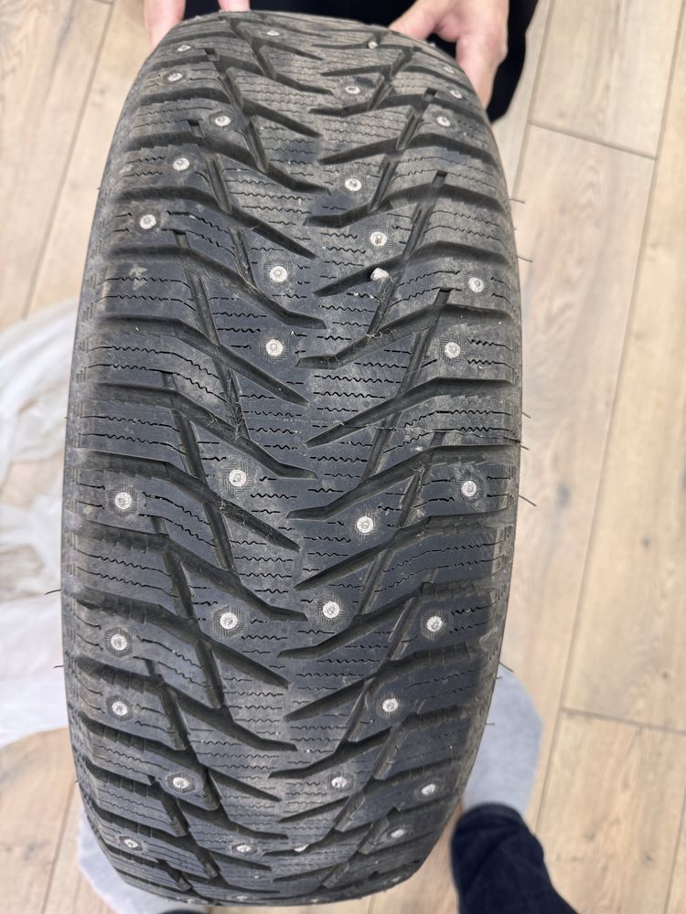 Продам зимнюю резину Sailun Ice Blazer WST 3 195/55 R16 91 T с шипами