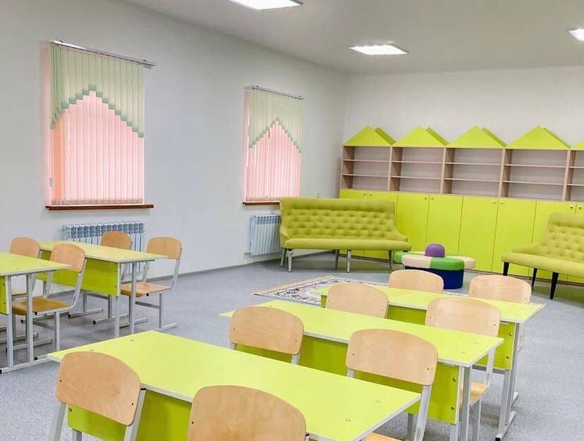 Парта школьная на заказ оптом