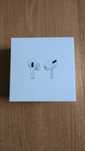 Наушники AirPods Pro 1st Generation with MagSafe Charging Case