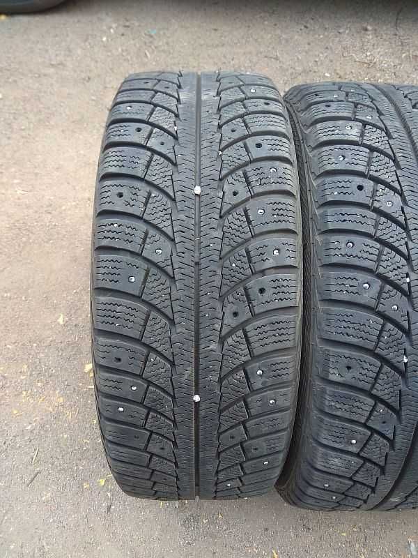 Шины 195/55 R15 - "Gislaved NordFrost 5" (Германия), зимние.
