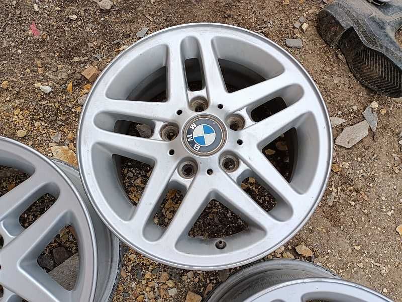 Продам оригинальные легкосплавные диски "53 стиль" на BMW 3